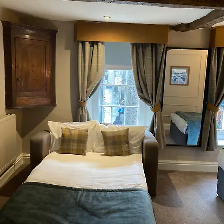 Snooty Fox 3* Kirkby Lonsdale