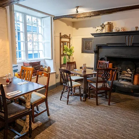 Snooty Fox 3* Kirkby Lonsdale