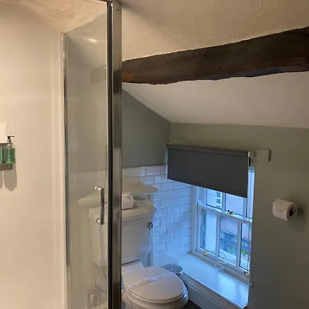Snooty Fox Hotel