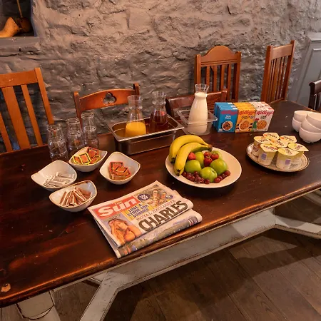 Snooty Fox Hotel 3*