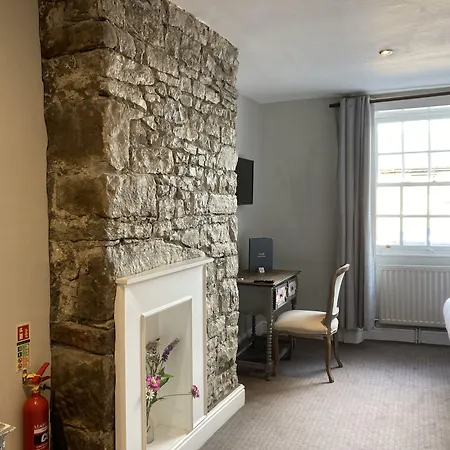 ホテル Snooty Fox 3*