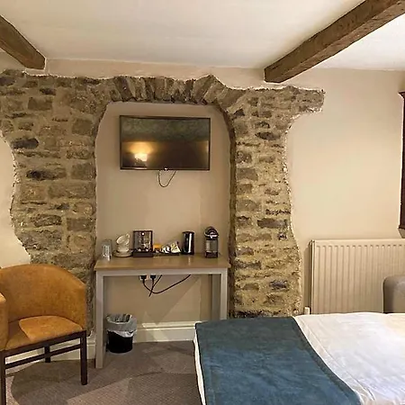 Snooty Fox Otel