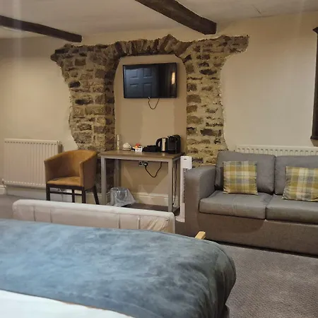 Hotel Snooty Fox 3*