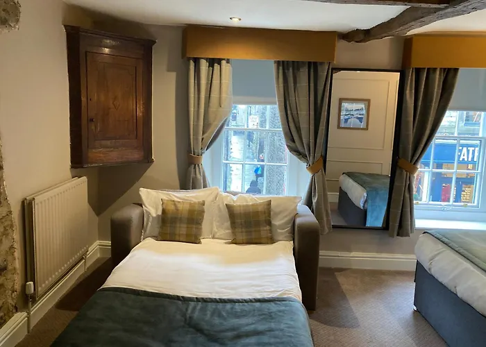 Snooty Fox 3* Kirkby Lonsdale